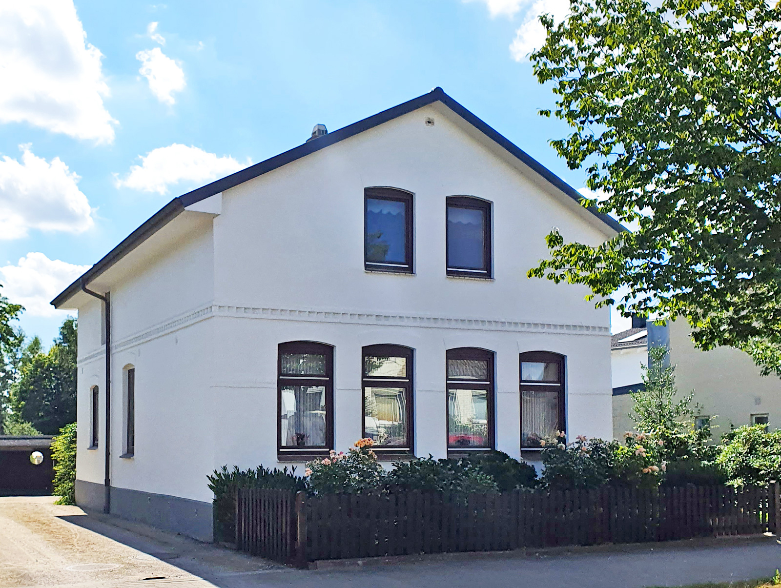 Nachhaltige Fassadenreinigung auf biologischer Basis von den Fassadenreinigungsprofis in Berlin und Umgebung